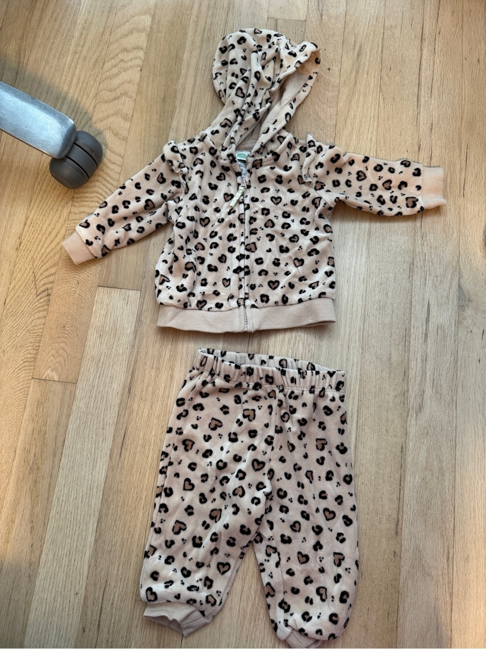 Little Me Tan Leopard Heart Hooded Fleece Set